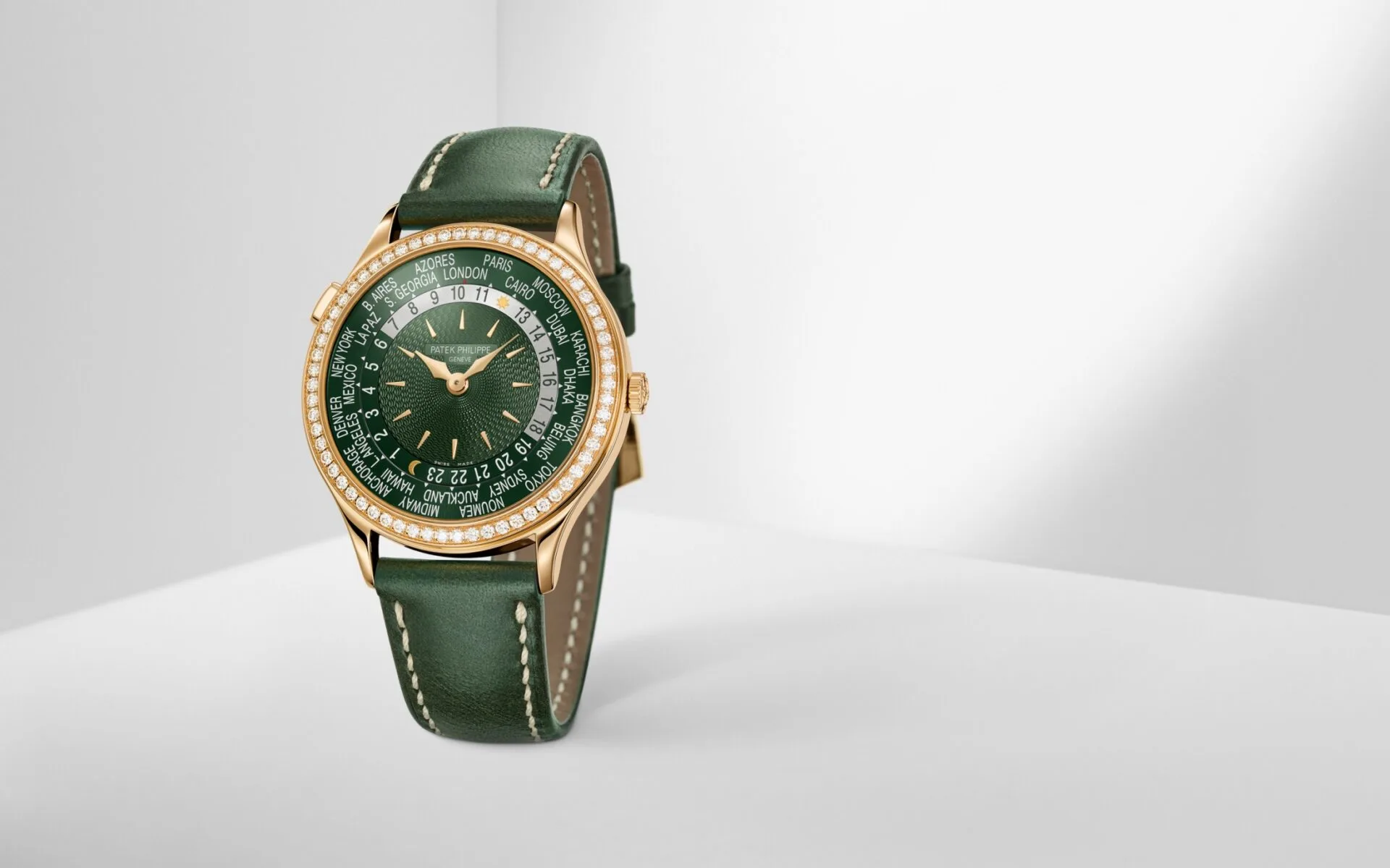 Đồng hồ Patek Phillipe Complications 7130R - Ảnh 3